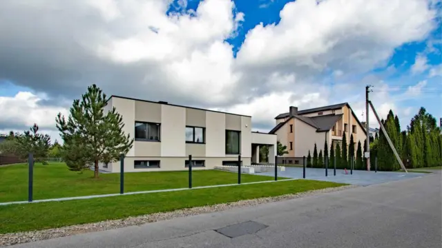 Namas, Daumėnų g., Panevėžio m.