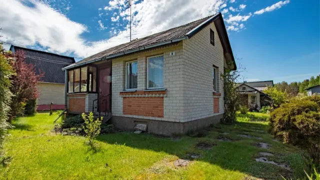 Namas, Pievų g., Naujikų k.