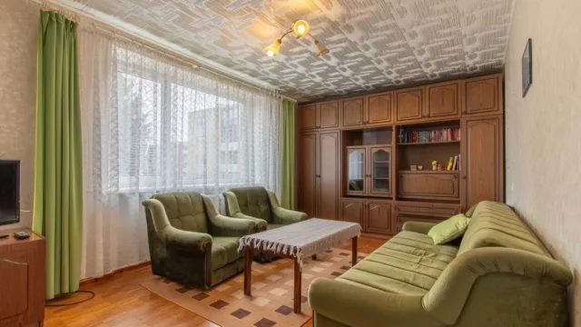 Butas, Šermukšnių g., Pasvalio m.